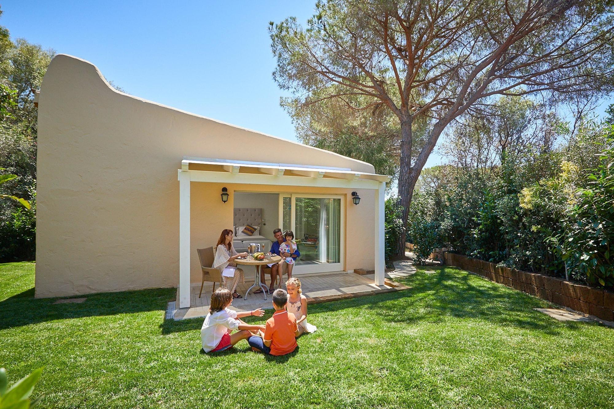 Forte Village Resort - Il Borgo Santa Margherita di Pula Esterno foto